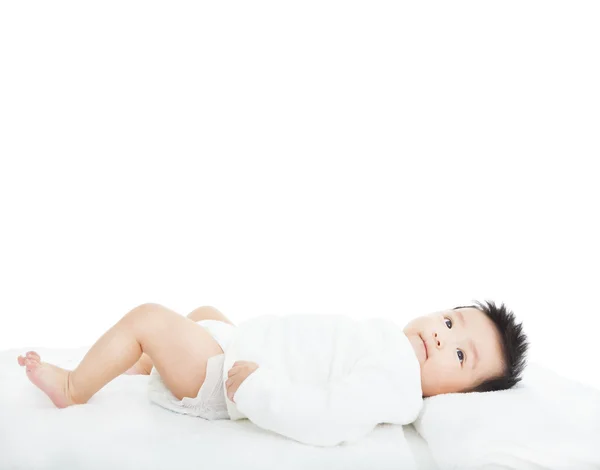 Cute newborn infant baby lying down on towel — Stock Photo, Image