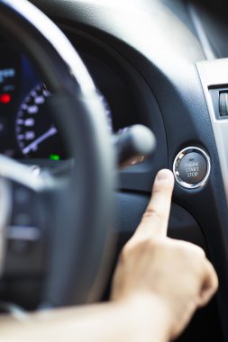 motoru start stop düğmesine basarak parmak