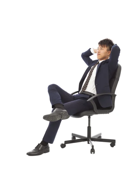 椅子と考えの戦略の上に座っての実業家 — ストック写真