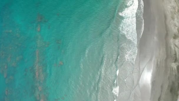 Αεροφωτογραφία Όμορφη Τοπική Παραλία Άμμο — Αρχείο Βίντεο