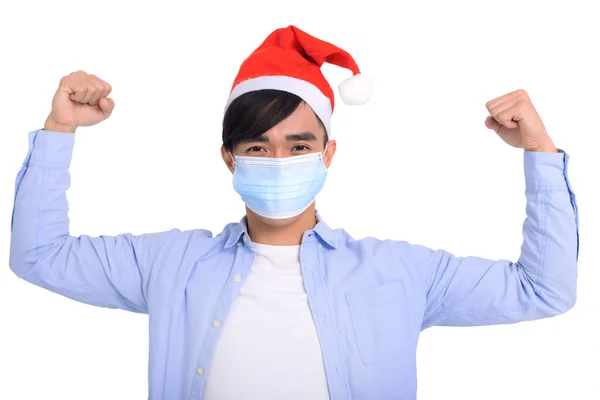 Young Man Christmas Hat Wearing Face Mask Safe Coronavirus Virus — Foto Stock