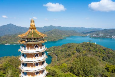 Nantou, Tayvan 'daki Güneş Ay Gölü' nün hava manzarası