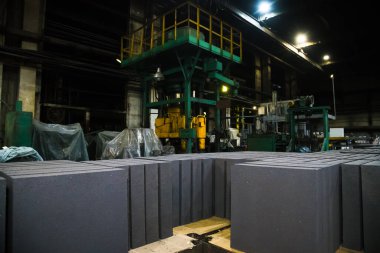 Silikon karpit ve aşındırıcı materyal üretimi için endüstriyel girişim. Ağır endüstri. Silikon karpit