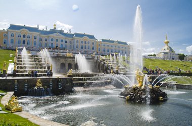30 Haziran 2013 üzerine büyük çağlayan peterhof, Rusya Federasyonu