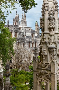 Avrupa - quinta da regaleira sintr sarayda binalar