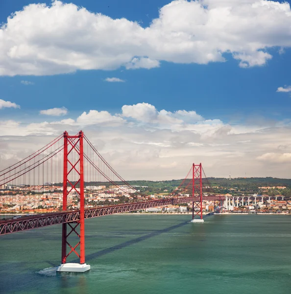 25th of April Suspension Bridge in Lisbon, Portugal, Eutopean tr. — стоковое фото