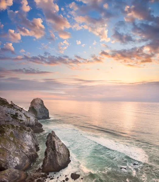 Romantisk solnedgång på havet — Stockfoto