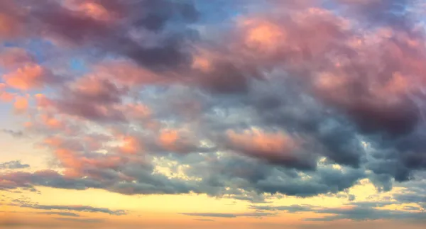Natura Sky Háttér Sunrise Sundown Sanset Sky Színes Felhőkkel Madarak — Stock Fotó