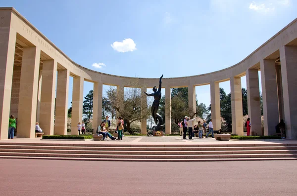 Пам'ятник полеглих у війні, Омаха-Біч, Нормандії, Франції — стокове фото