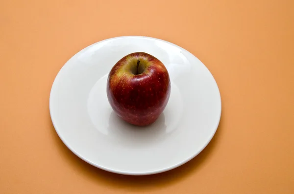Apple ile çanak — Stok fotoğraf