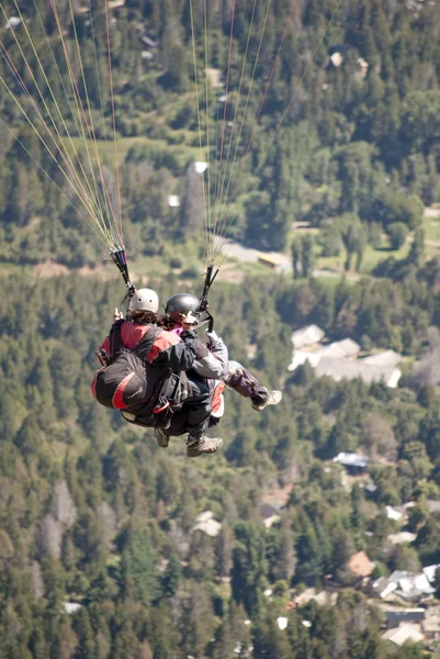 Parapente Imágenes de stock libres de derechos