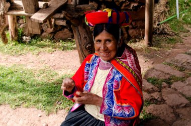 Kadınlar dokumacılar Peru