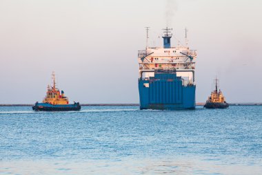 Ro-ro römorkör tekne gemi