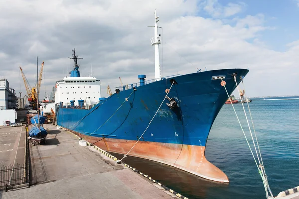 Ship moored — Stock Photo, Image