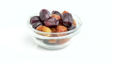 Beyaz arkaplanda izole edilmiş tarihler