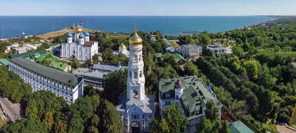 ウクライナのオデッサ 2020年7月9日 男性修道院のパノラマドローンビュー — ストック写真