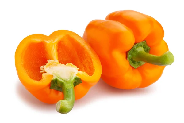 Gesneden Oranje Paprika Pad Geïsoleerd Wit — Stockfoto