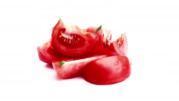 Pomidor Plasterkach Izolowany Białym Tle — Wideo stockowe
