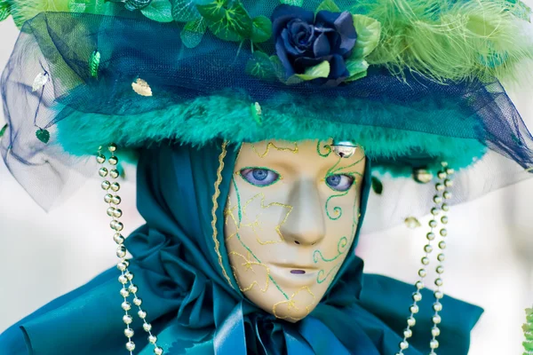 Venetië carnaval kostuum masker — Stockfoto
