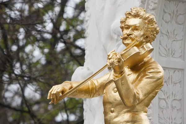Estatua de Johann Strauss en Viena — Foto de Stock