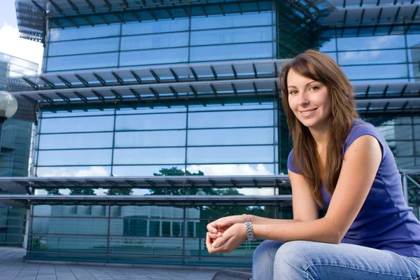 Attractive young teenage girl — Stock Photo, Image