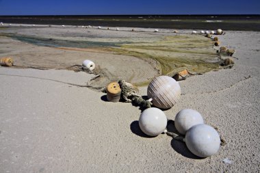 Sahilde balık ağı.