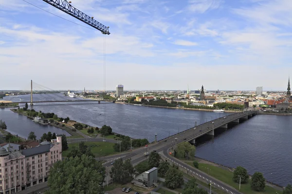 Riga, Lettonia, paesaggio urbano . — Foto Stock