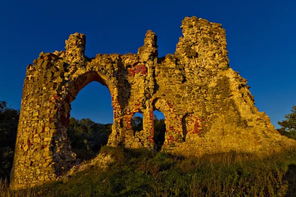 Livonia Orden Ruinas del castillo . —  Fotos de Stock