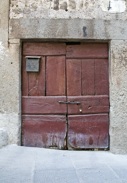 Wooden door. Vitorchiano. Lazio. Italy. — Stock Photo, Image