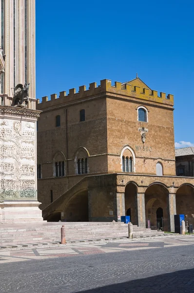 Soliano 궁전입니다. 오르비에 토입니다. umbria입니다. 이탈리아. — 스톡 사진