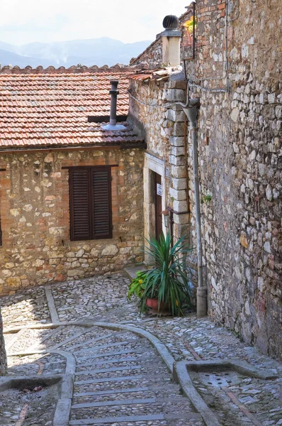 Une ruelle. Narni. L'Ombrie. Italie . — Photo