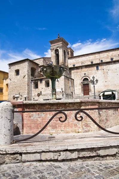 Μνημειώδης κρήνη. Narni. Umbria. Ιταλία. — Φωτογραφία Αρχείου