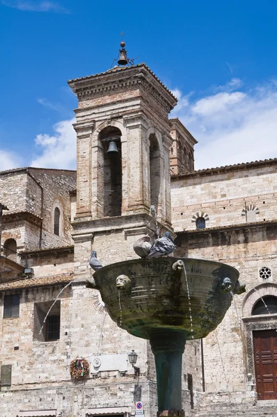 Monumentalna fontanna. Narni. Umbria. Włochy. — Zdjęcie stockowe