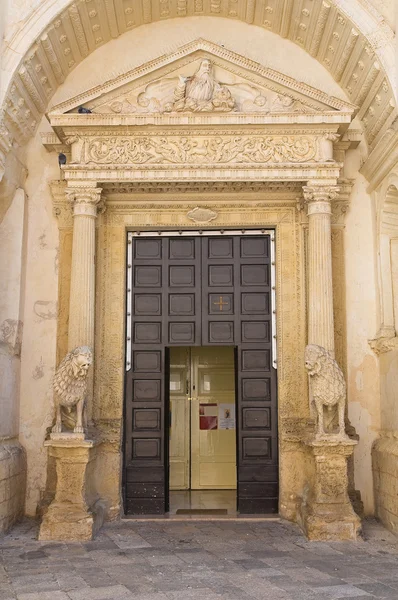 Iglesia del Carmine. Con toda seguridad. Puglia. Italia . — Foto de Stock