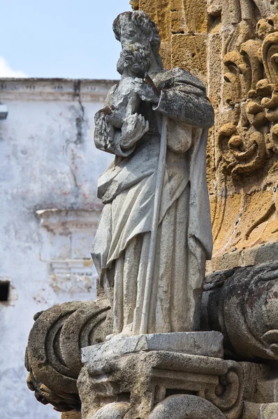 Virgin column. Nardò. Puglia. Italy. — стокове фото
