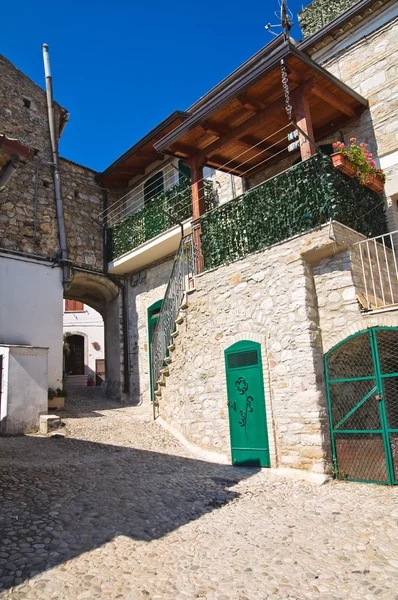 Aleja. Sant'Agata di puglia. Puglia. Włochy. — Zdjęcie stockowe