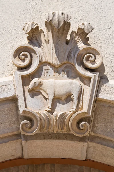 Исторический дворец. Sant 'Agata di Puglia. Италия . — стоковое фото