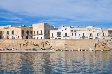 Gelibolu 'nun panoramik görüntüsü. Puglia. İtalya.