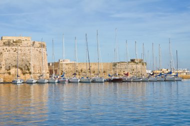 Gelibolu 'nun panoramik görüntüsü. Puglia. İtalya.