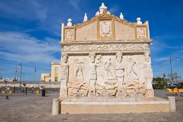 Fontana greca. Gallipoli. Puglia. Italia . — Foto Stock