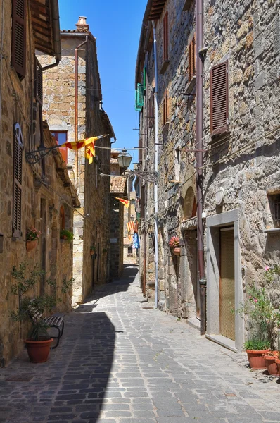 Steegje. Bolsena. Lazio. Italië. — Stockfoto