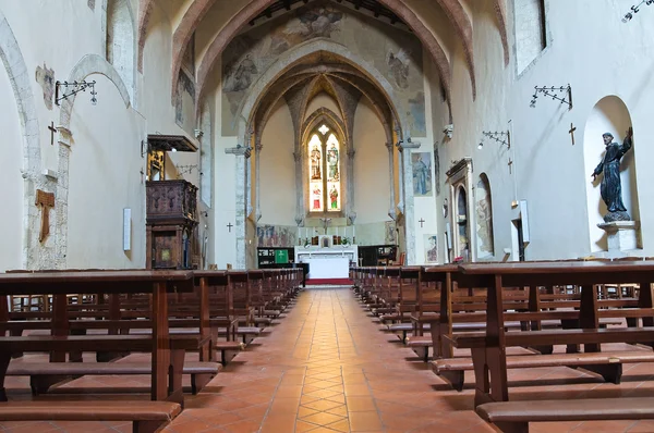 Церковь Святого Франческо. Сан Близнецы. Умбрия. Италия . — стоковое фото