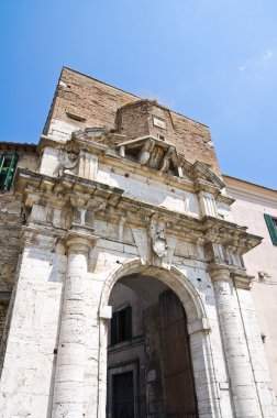 Porta romana. Amelia. Umbria. İtalya.