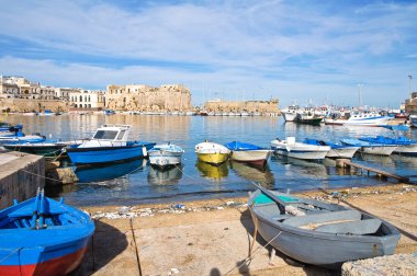 Gelibolu 'nun panoramik görüntüsü. Puglia. İtalya.