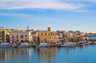 Gelibolu 'nun panoramik görüntüsü. Puglia. İtalya.