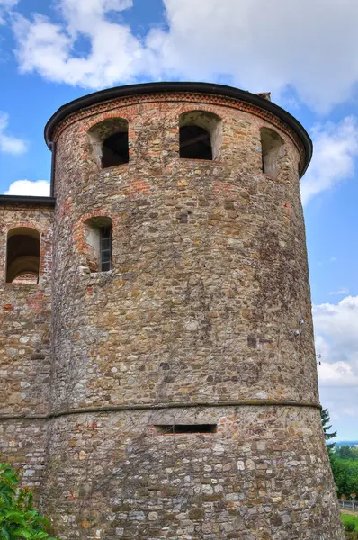 Agazzano Kalesi. Emilia-Romagna. İtalya. — Stok fotoğraf