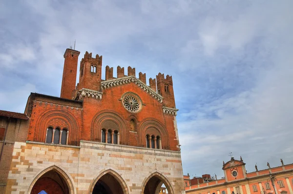 Gotiska palats. Piacenza. Emilia-Romagna. Italien. — Stockfoto