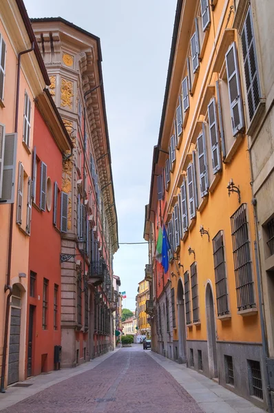 Para o beco. Piacenza. Emilia-Romagna. Itália . — Fotografia de Stock