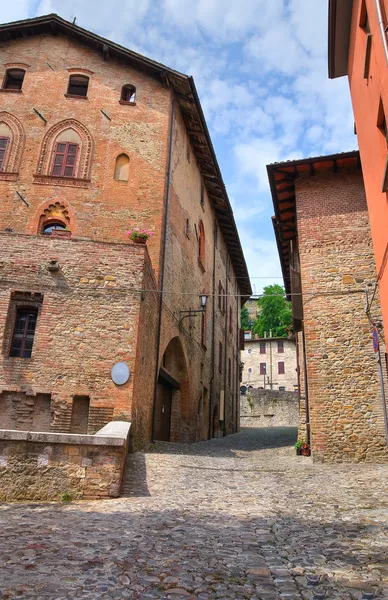Vista de Castell 'arquato. Emilia-Romagna. Itália . — Fotografia de Stock