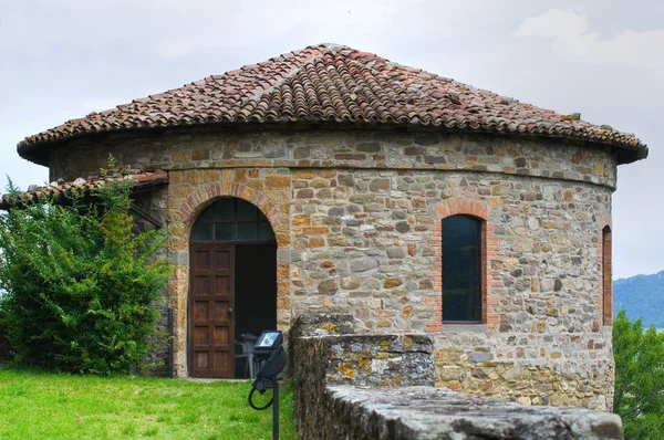 Zamek malaspina - dal verme. Bobbio. Emilia-Romania. Włochy. — Zdjęcie stockowe